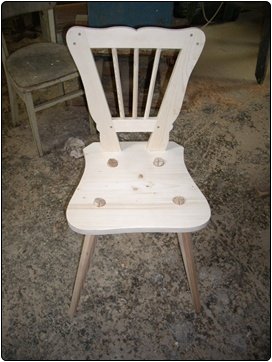 obr.23: Židle připravená na zkompletování